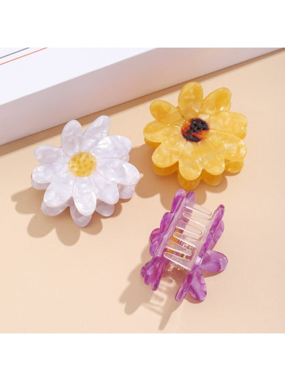 Beau - Minimalist Dainty Daisy Hair Claw Clip