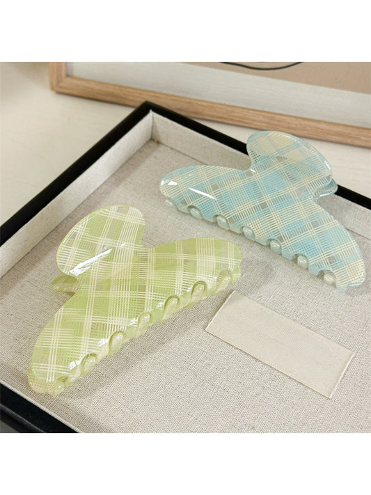 Beau - Plaid Half Circle Glossy Claw Clip