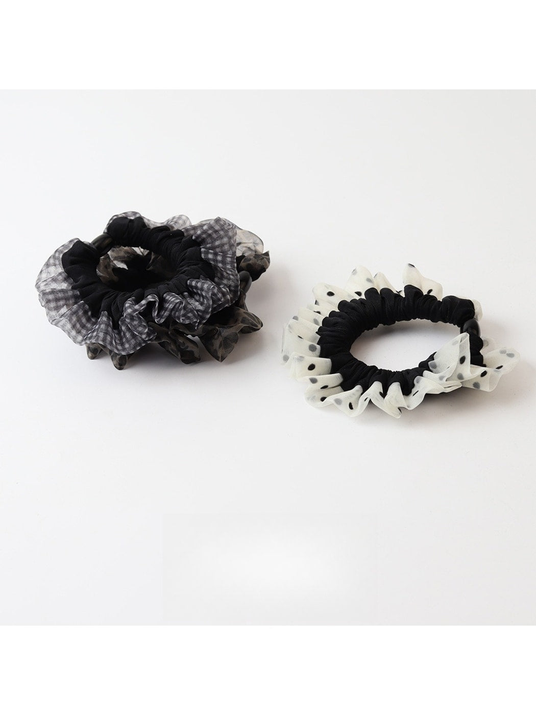 Gifty - Ruched Mesh Splice Patterned Scrunchie