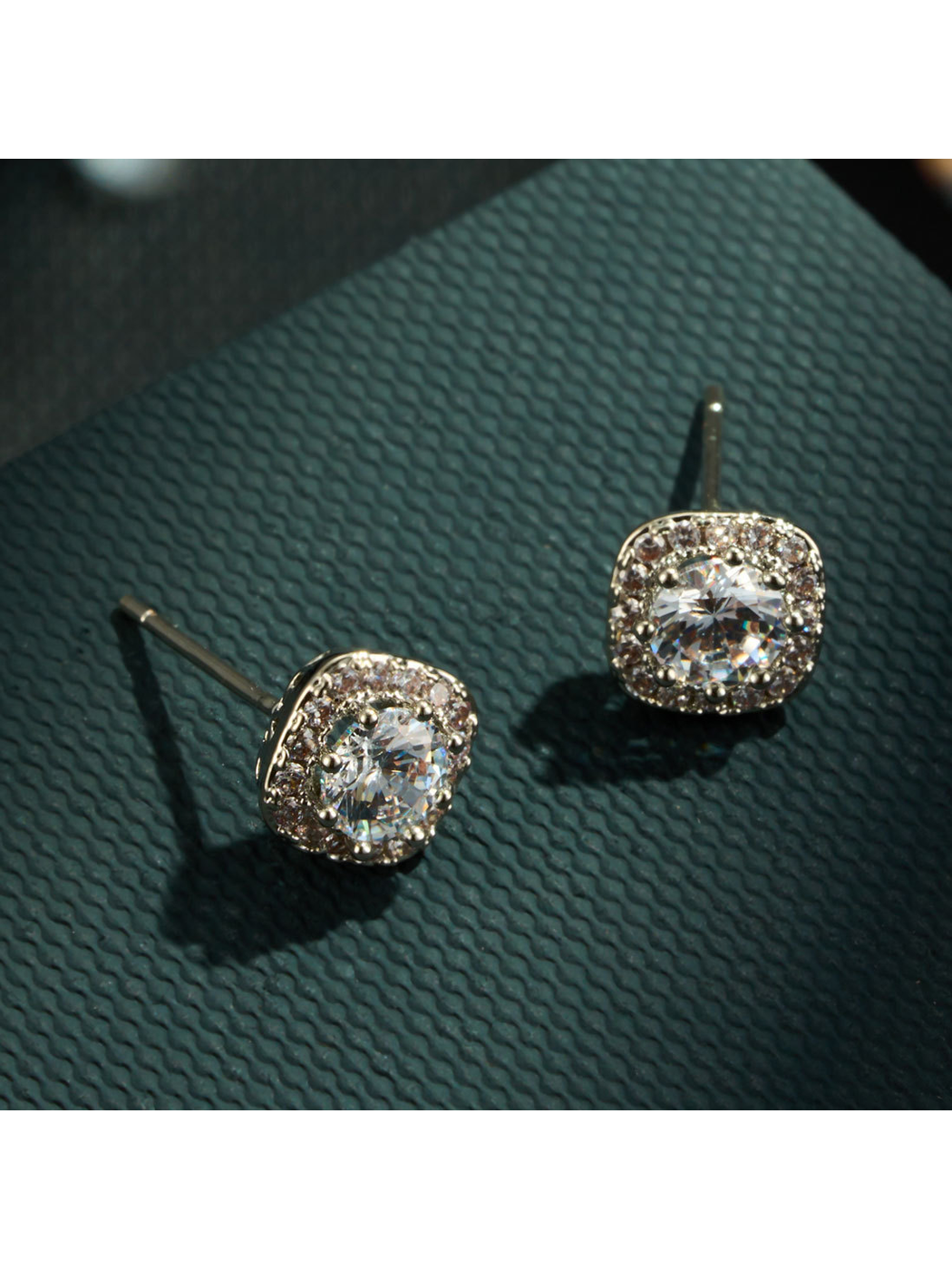 Earedge - Minimal Geometric Square Alloy Stud Earrings