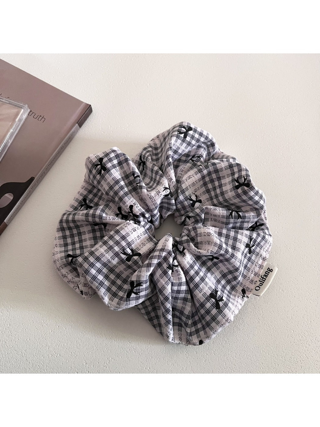 Gifty - Plaid Bow Pattern Scrunchie