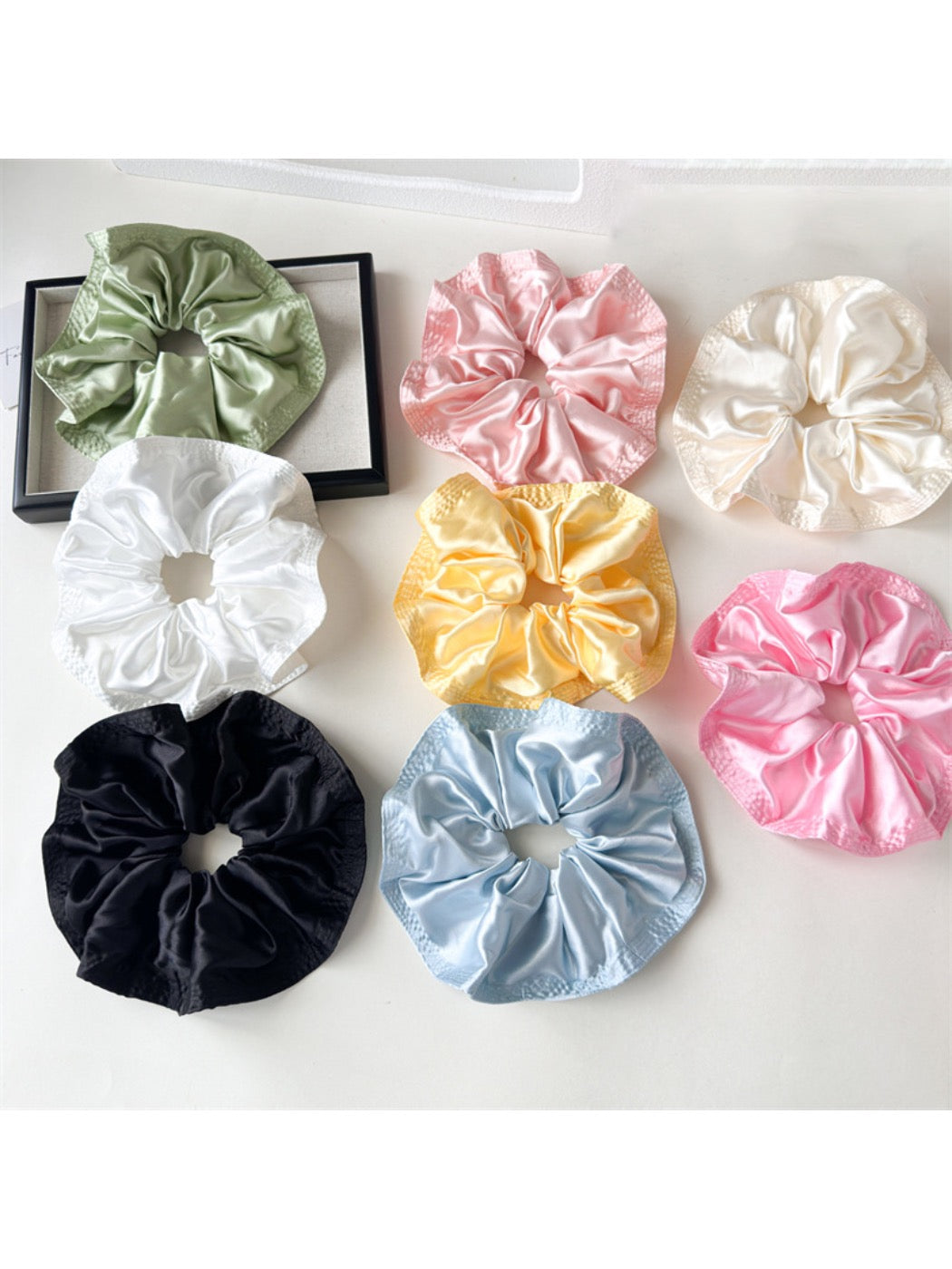 Gifty - Voluminous Satin Ruffled Scrunchies