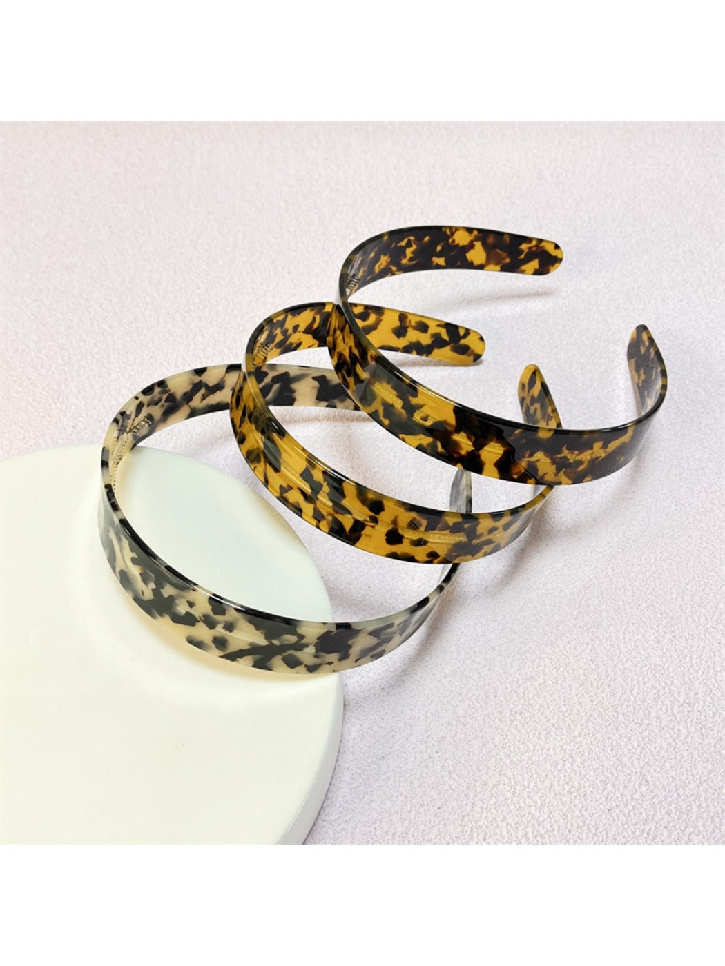 Gifty - Minimalist Wide Band Textured Headband