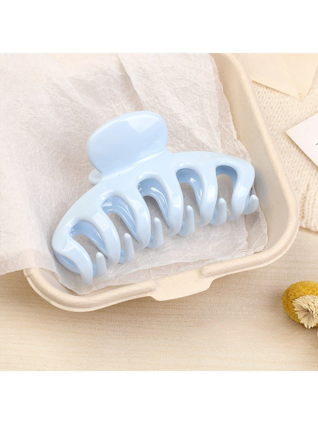 Beau - Solid Color Pumpkin Shaped Claw Clip