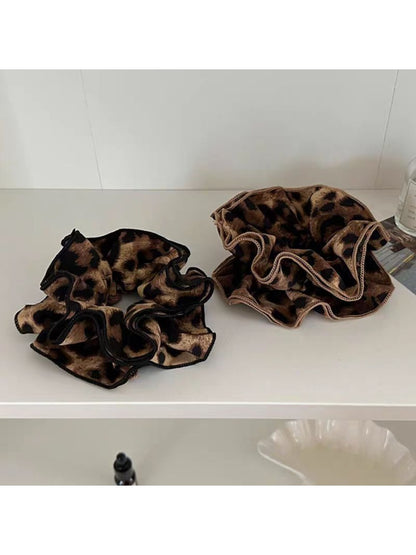 Gifty - Elegant Leopard Pattern Scrunchies
