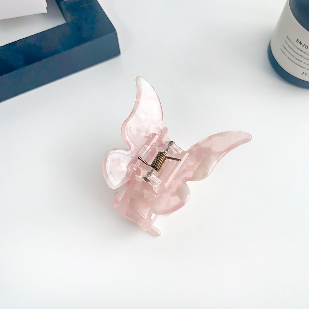 Beau - Simple Butterfly Shaped Claw Clip