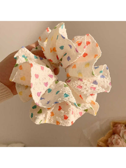 Gifty - Heart-Shaped Polka-Dotted Scrunchie