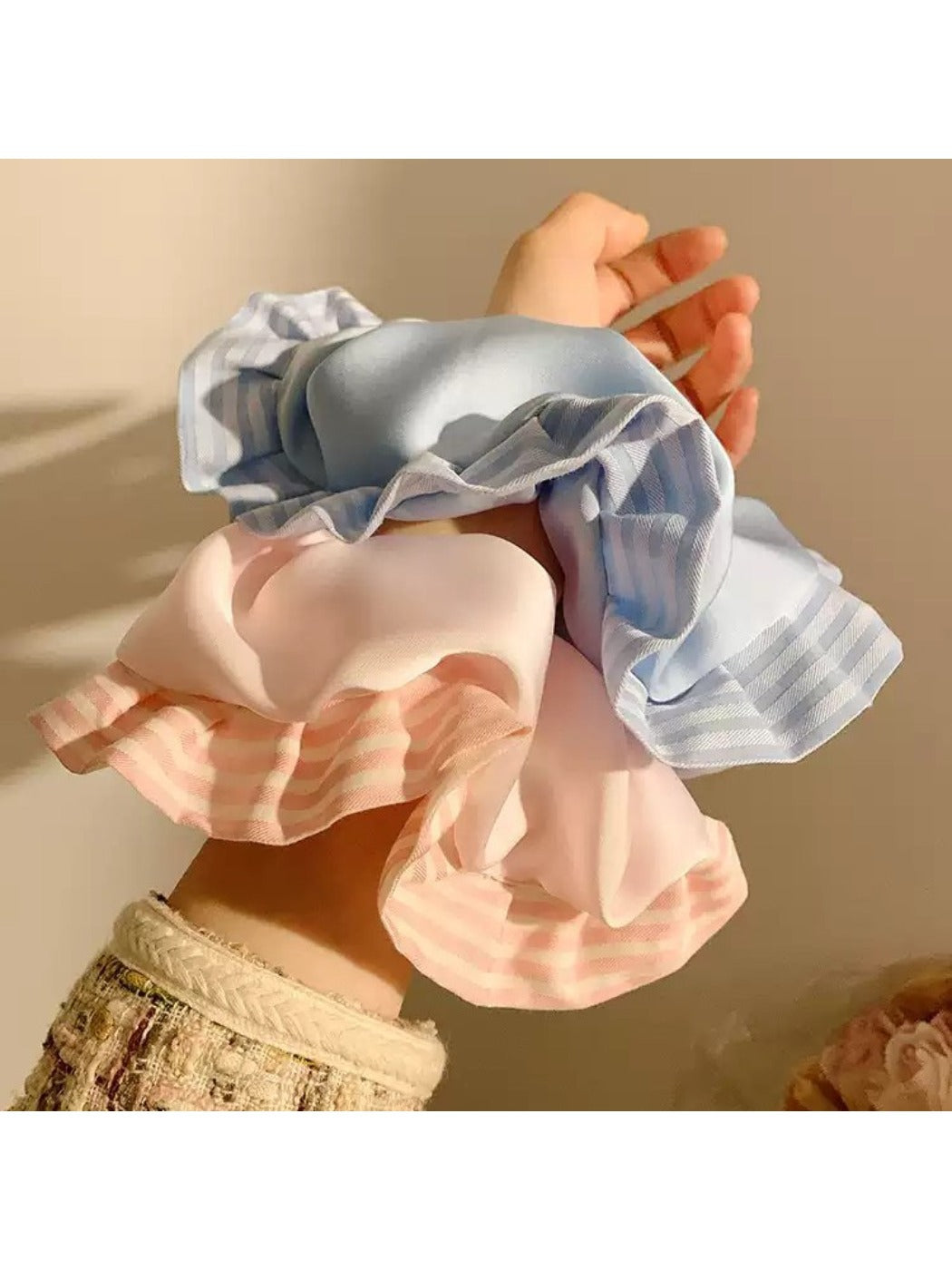 Gifty - Pink Striped Hair Loop