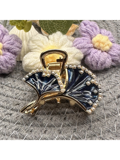 Beau - Floral Leaf Accent Alloy Claw Hair Clip