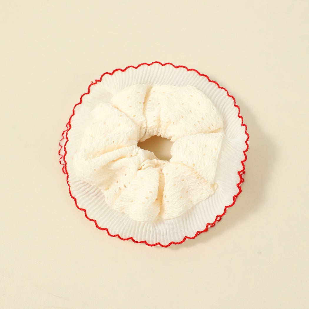 Gifty - Ruffled Lace Scrunchie