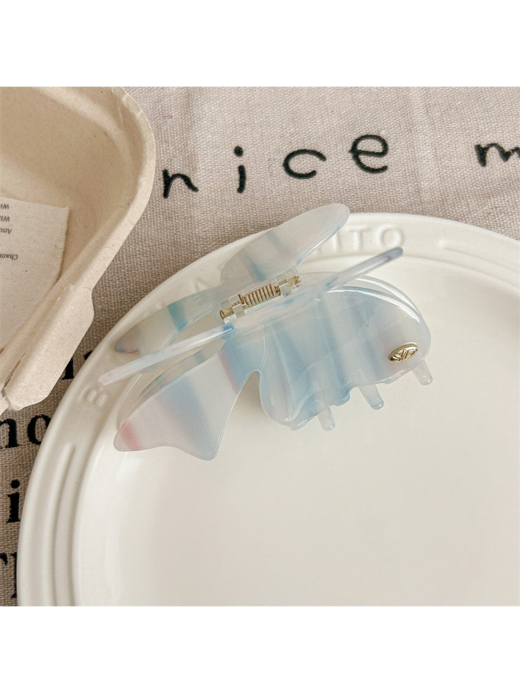 Beau - Sweet Style Butterfly Shape Hair Styling Claw Clip