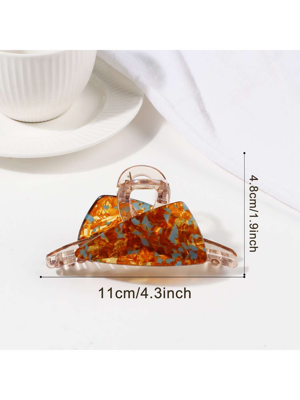 Beau - Asymmetrical Triangle Transparent Hair Clip