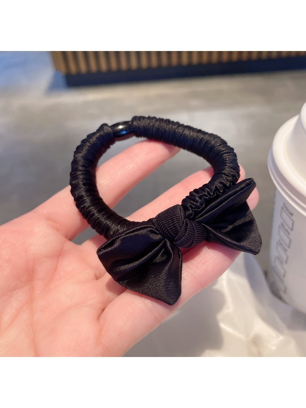 Gifty - Simple Bow Hair Tie