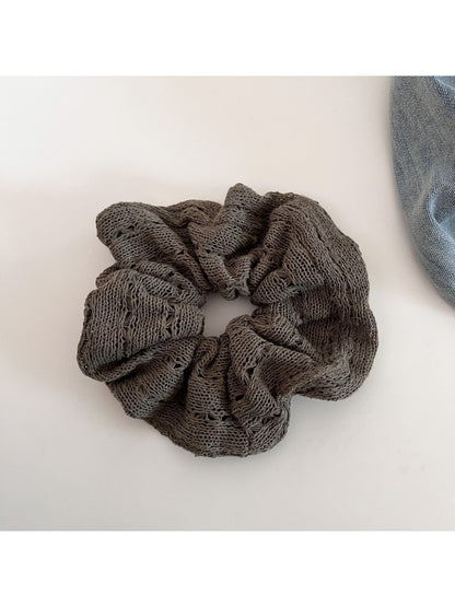 Gifty - Chic Minimalist Knit Scrunchie
