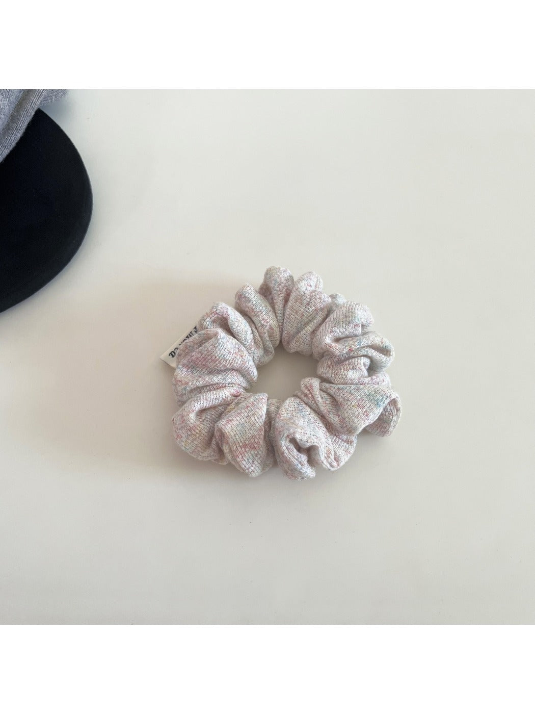 Gifty - Spring Color Knit Scrunchie