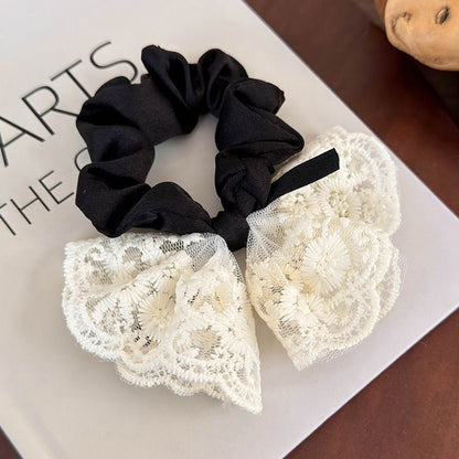 Gifty - White Lace Ribbon Bow Polyester Scrunchie