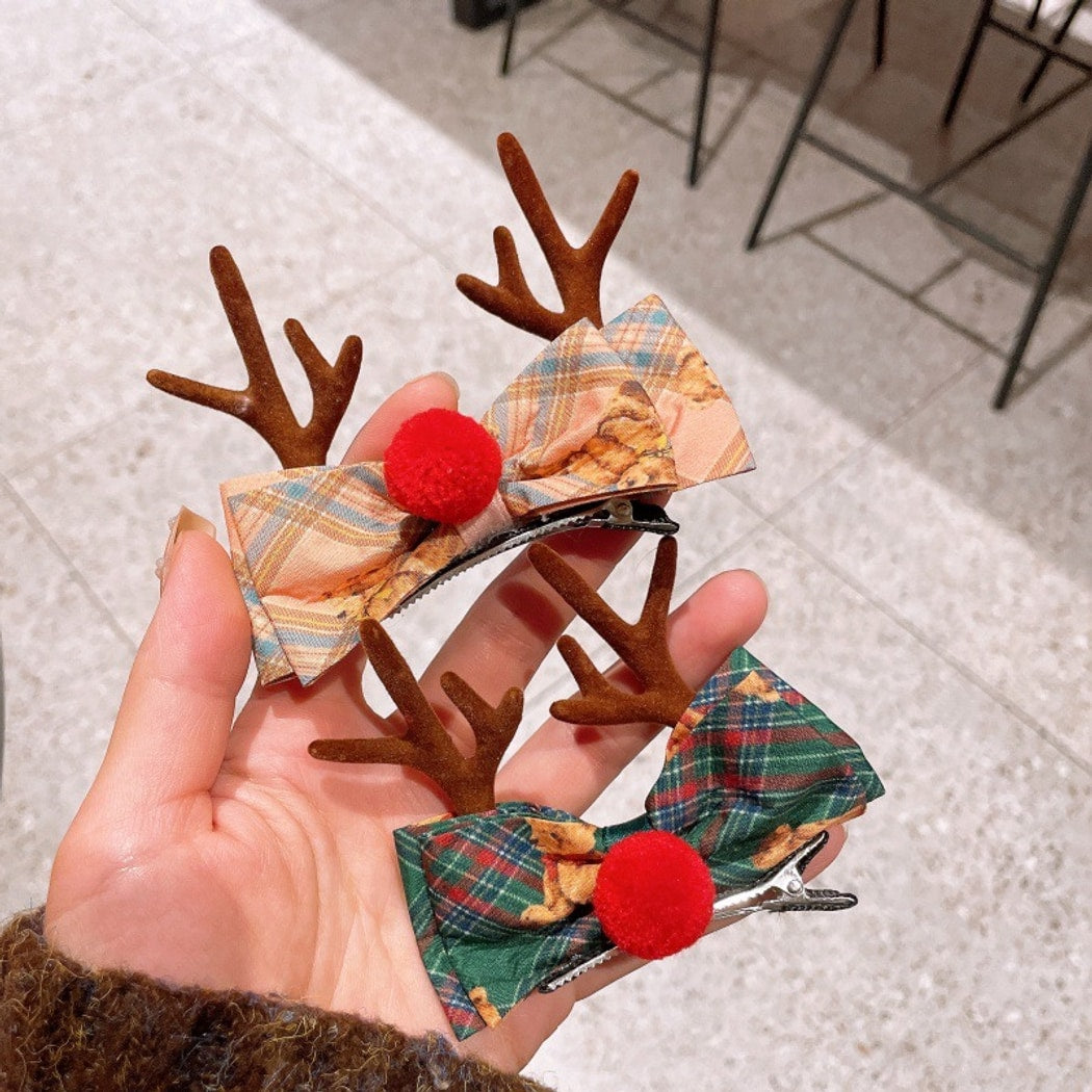 Beau - Bright Christmas Velvet Bow Hair Clip