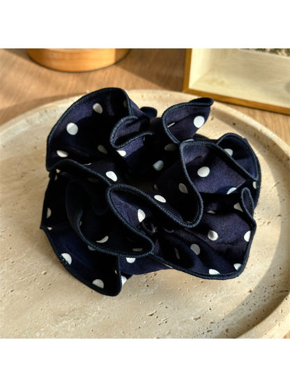 Gifty - Retro Polka Dot Scrunchie