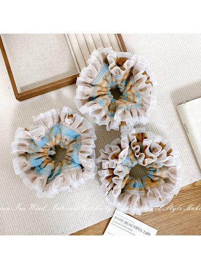 Gifty - Elegant Lace Trim Hair Ties