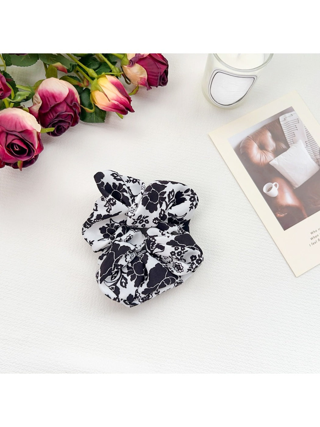 Gifty - Ink Wash Print Ruched Scrunchie