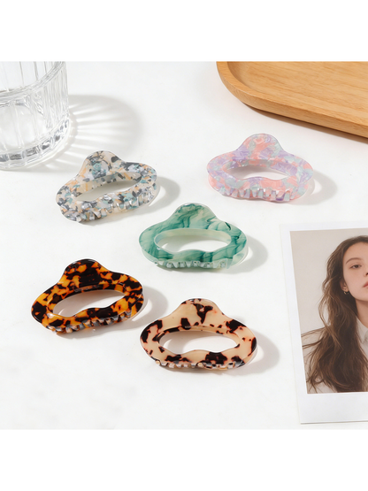 Beau - Curved Cloud Shape PVC Hair Claw Clip