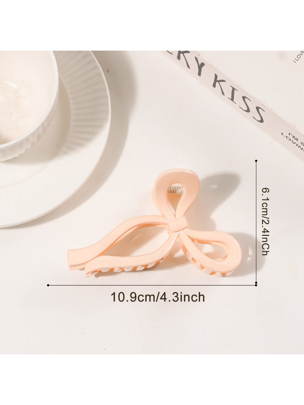 Beau - Minimalist Solid Color Bow Shaped Claw Clip