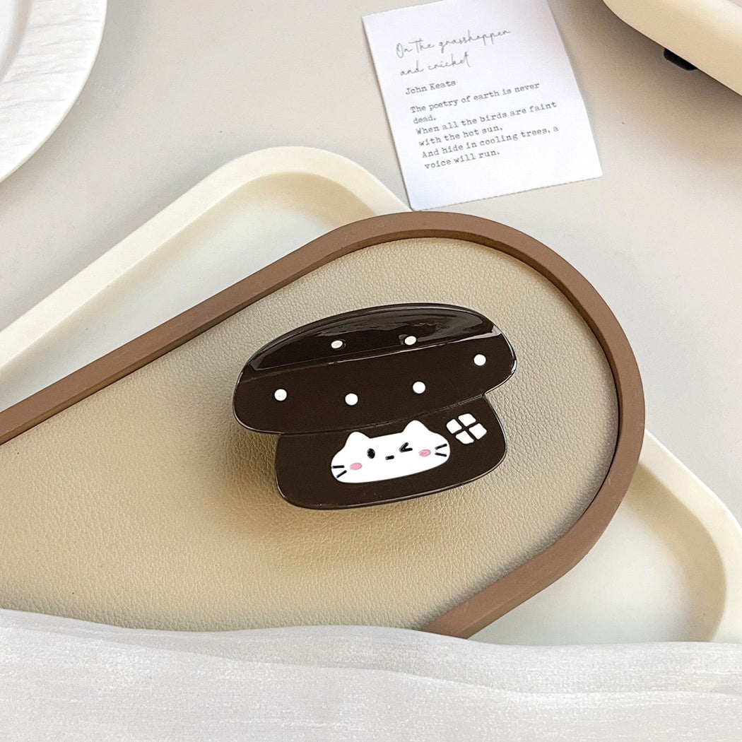 Beau - Cute Mushroom and Squirrel Style Claw Clip