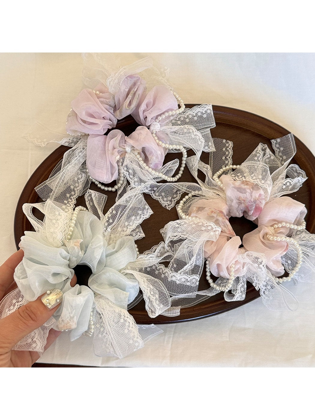 Gifty - Polyester Lace Bow Round Design Hair Tie