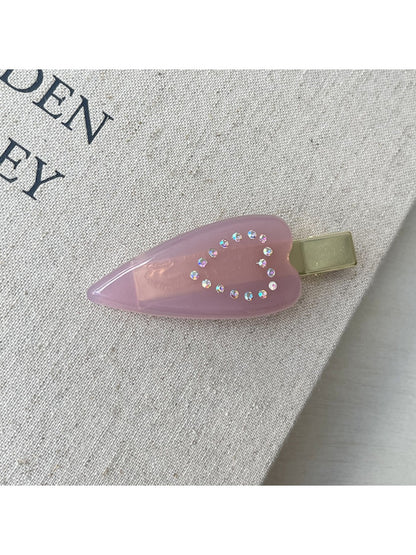 Beau - Minimalist Heart Shaped Hair Clip