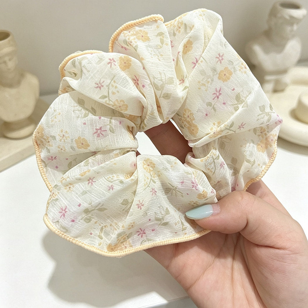 Gifty - Ruffled Floral Print Polyester Hair Scrunchie