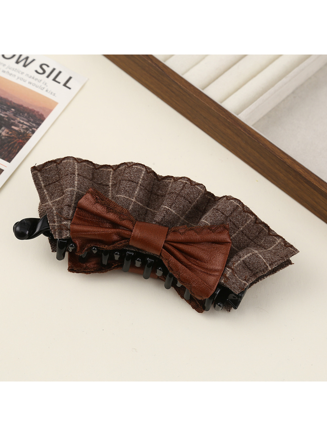 Beau - Pleated Bow Detail Polyester Banana Clip