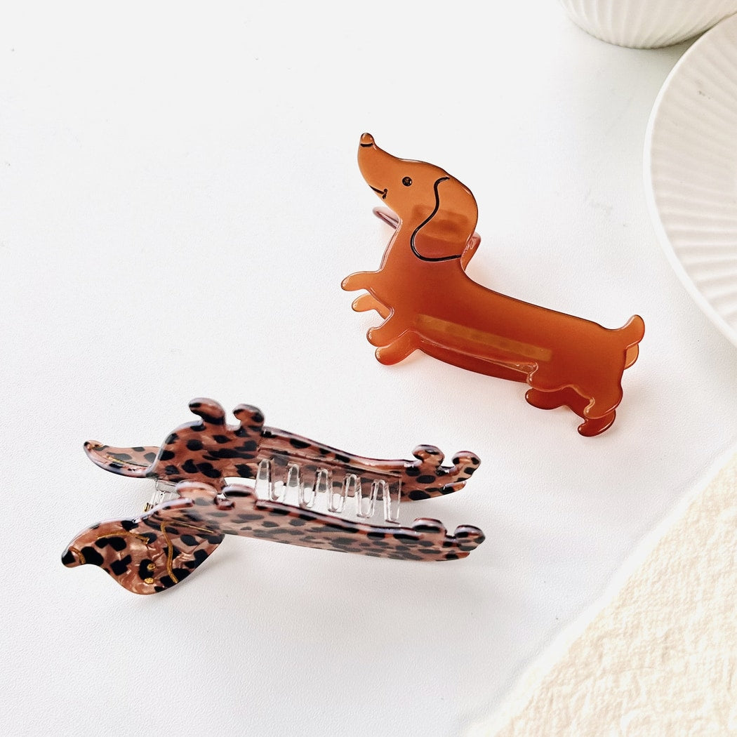 Beau - Leopard Print Dachshund Claw Clip
