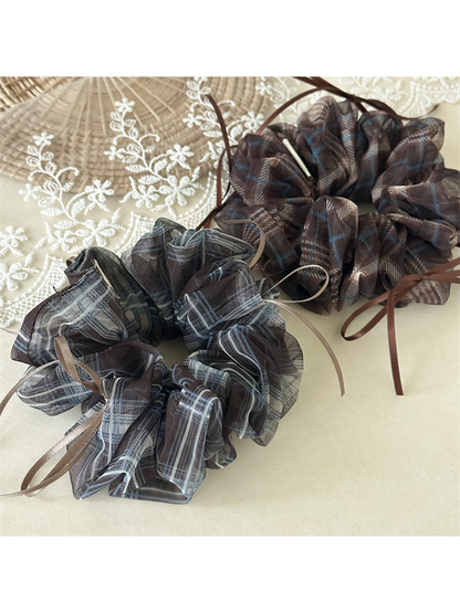 Gifty - Vintage Plaid Bow Ruffled Fabric Scrunchie