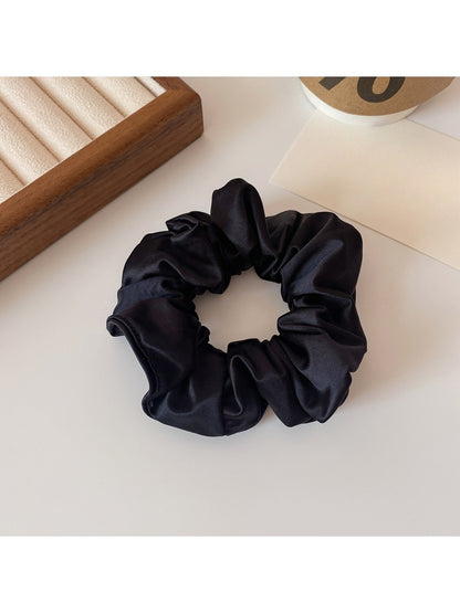 Gifty - Fashionable Satin Scrunchie Hair Tie