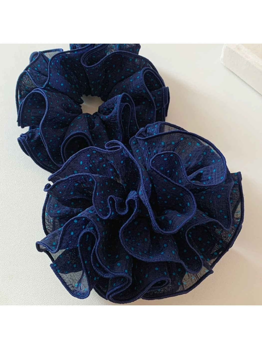 Gifty - Blue Polka Dot Ruched Scrunchie