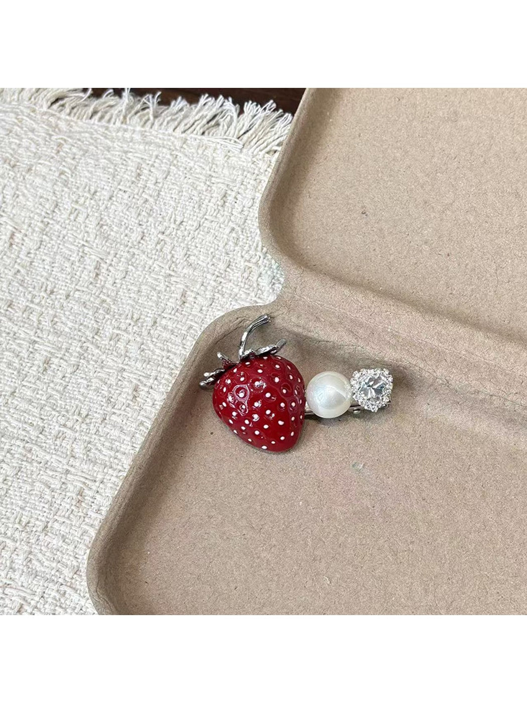 Beau - Sweet Strawberry Side Styling Duckbill Hair Clip