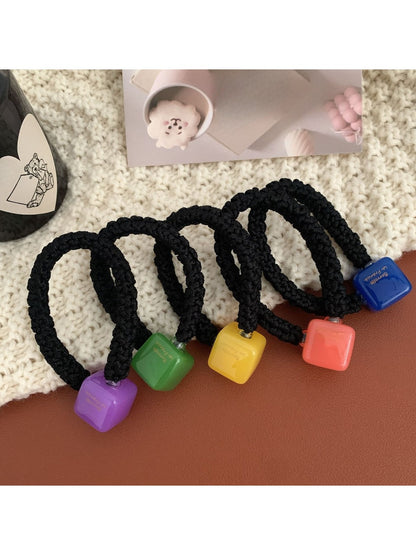 Gifty - Stylish Square Hair Tie