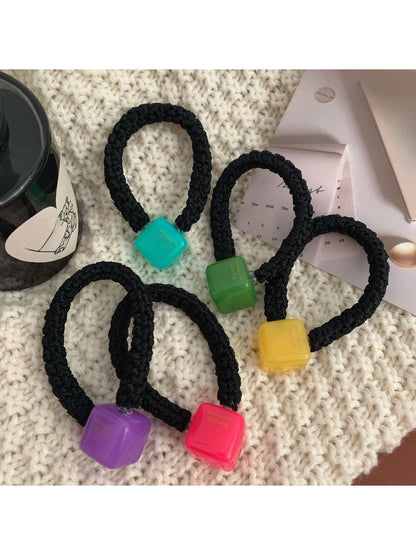 Gifty - Stylish Square Hair Tie