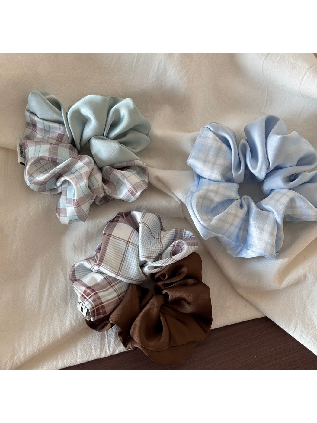 Gifty - Pleated Bow Checked Patchwork Fabric Scrunchie