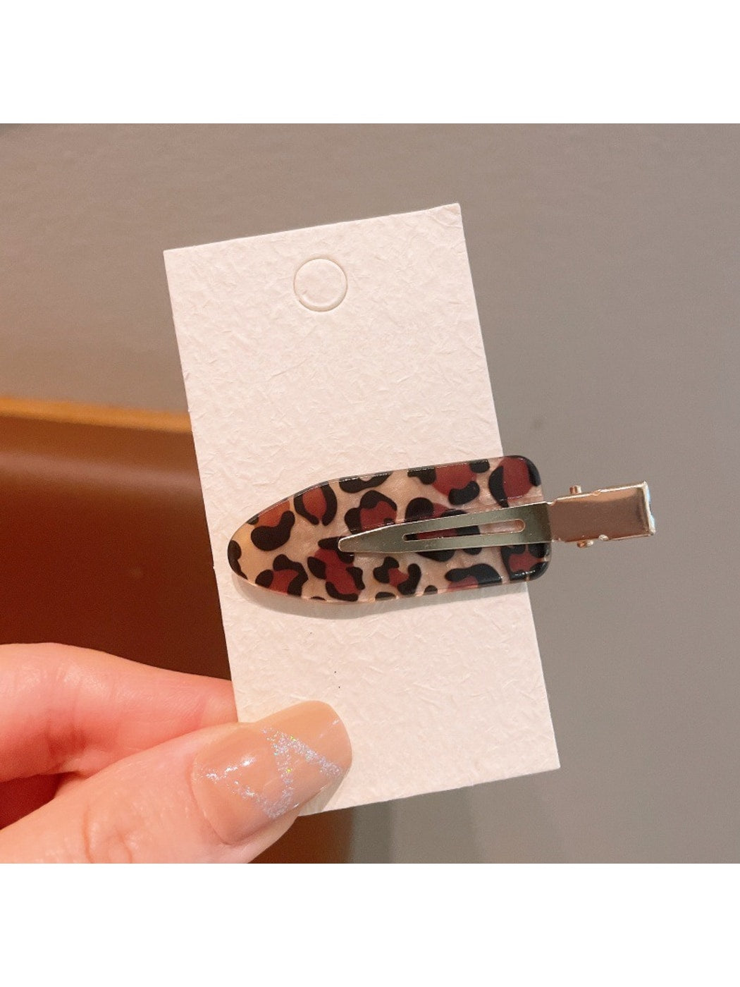 Beau - Leopard Print Oval Duckbill Women's Hair Clip
