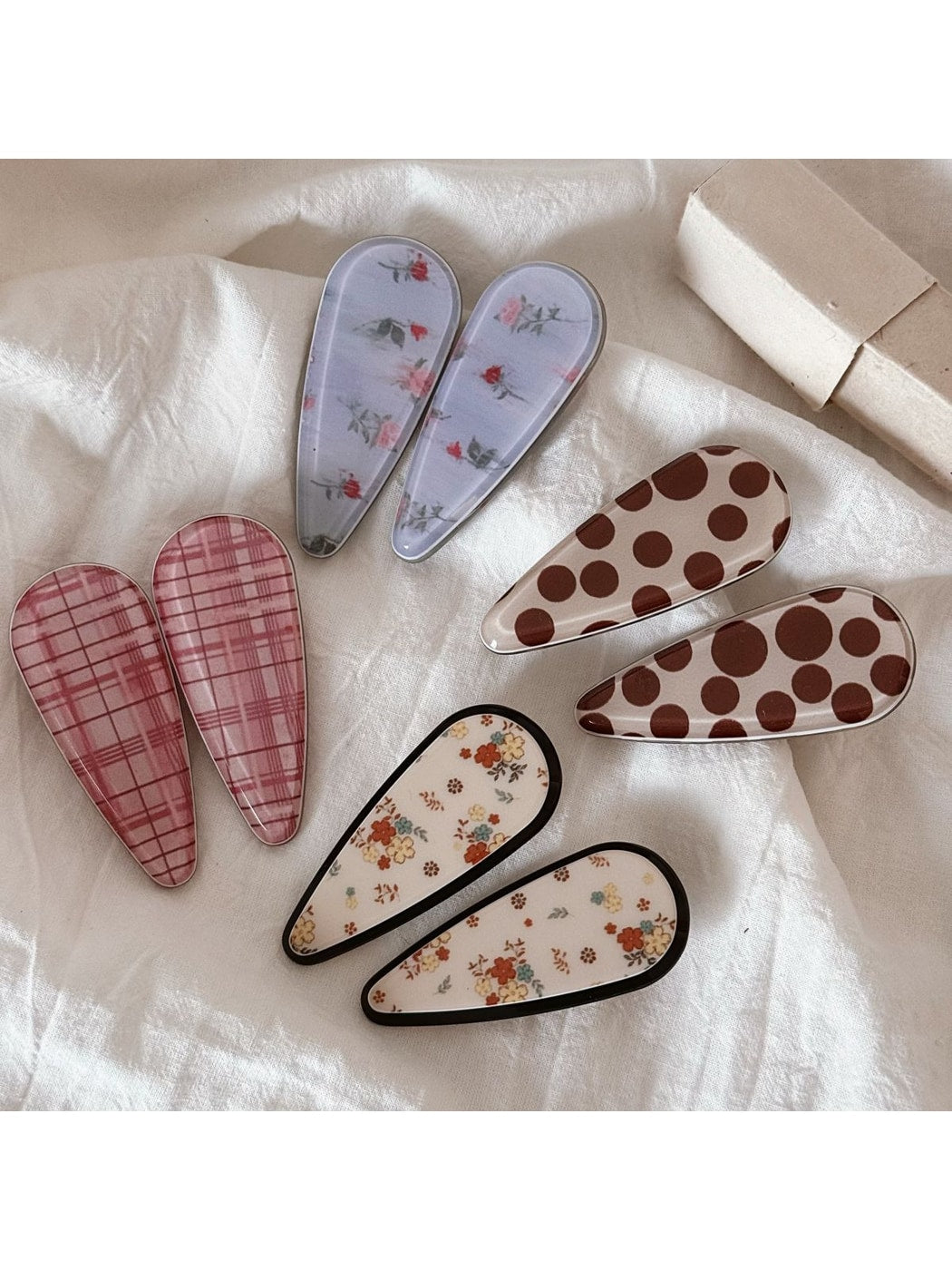 Beau - Printed Teardrop Duckbill Acrylic Hair Clip