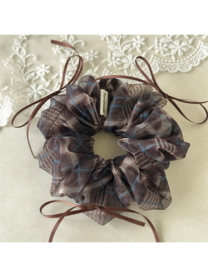 Gifty - Vintage Plaid Bow Ruffled Fabric Scrunchie