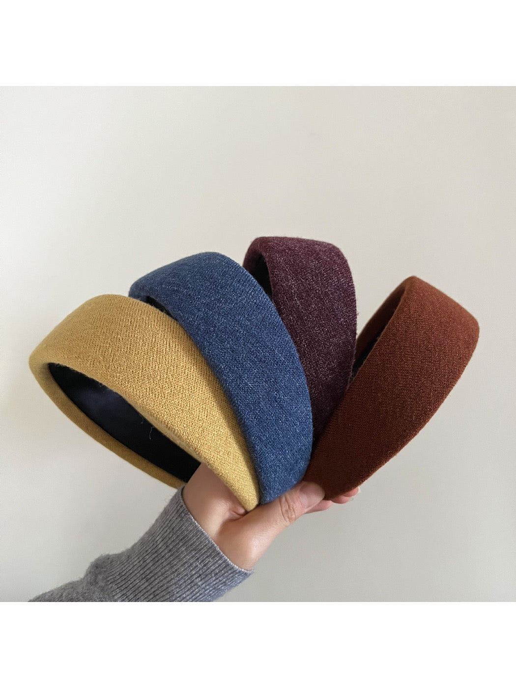 Gifty - Knit Wide Hair Hoop