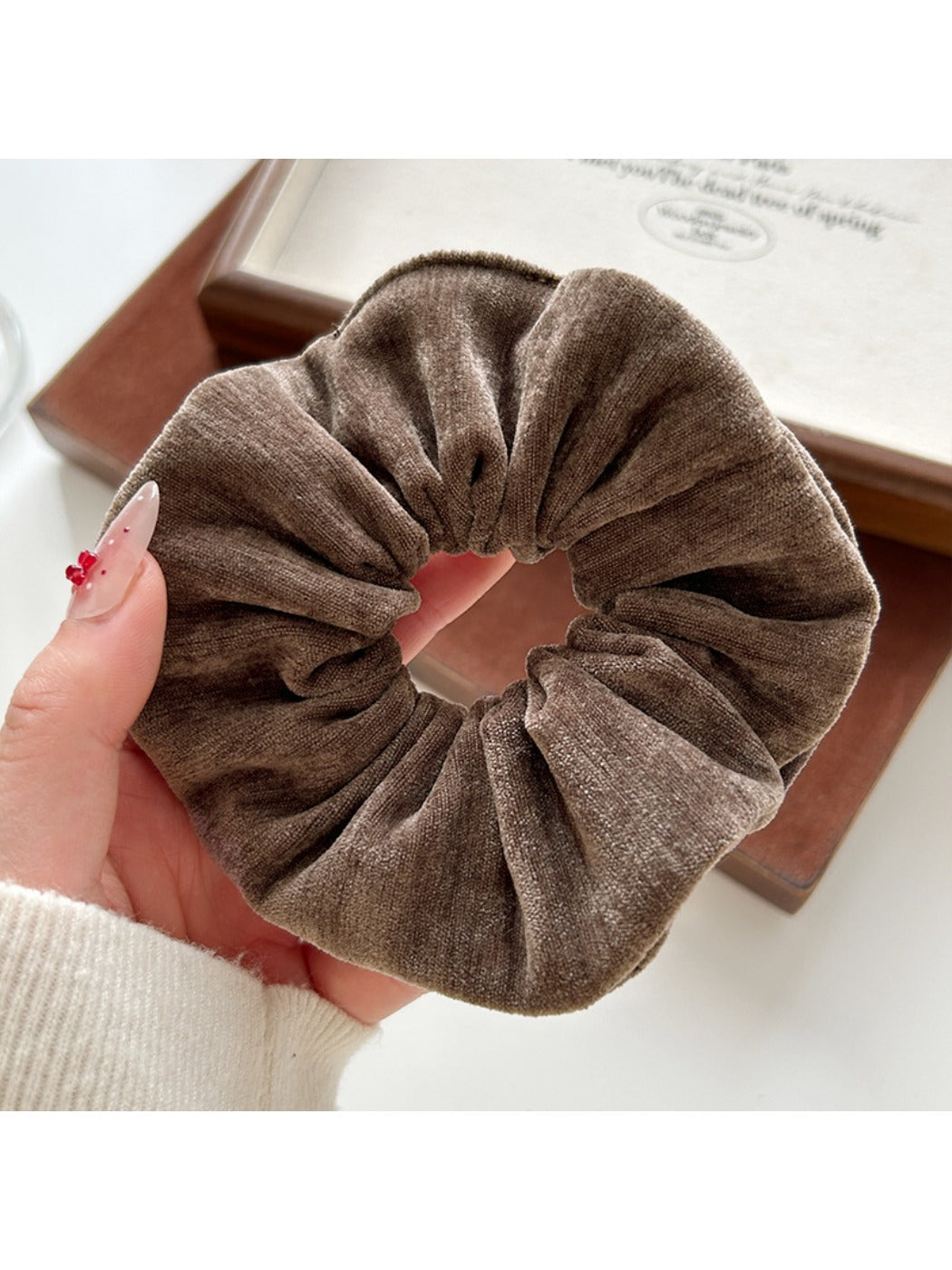 Gifty - Lazy Style Hair Tie