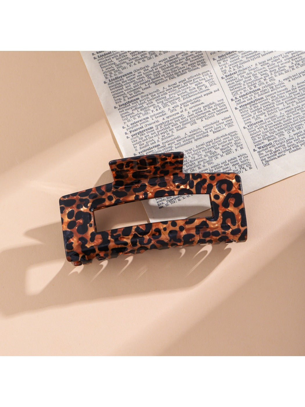 Beau - Retro Leopard Print Square Claw Clip
