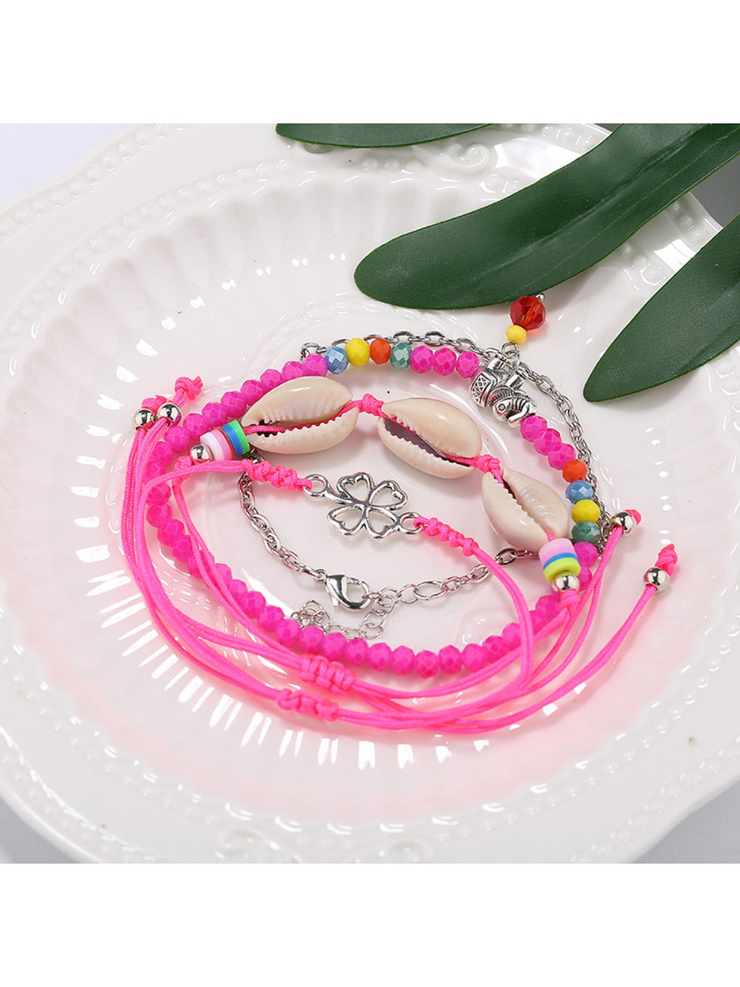 Lovra - Four Leaf Clover Small Bead Bracelet