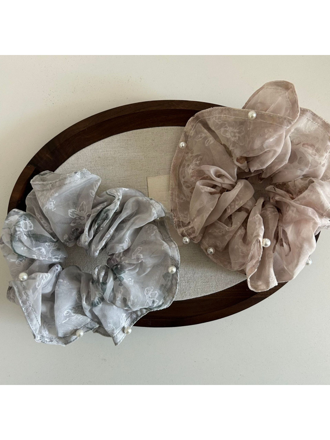 Gifty - Polyester Beaded Organza Oversized Scrunchie