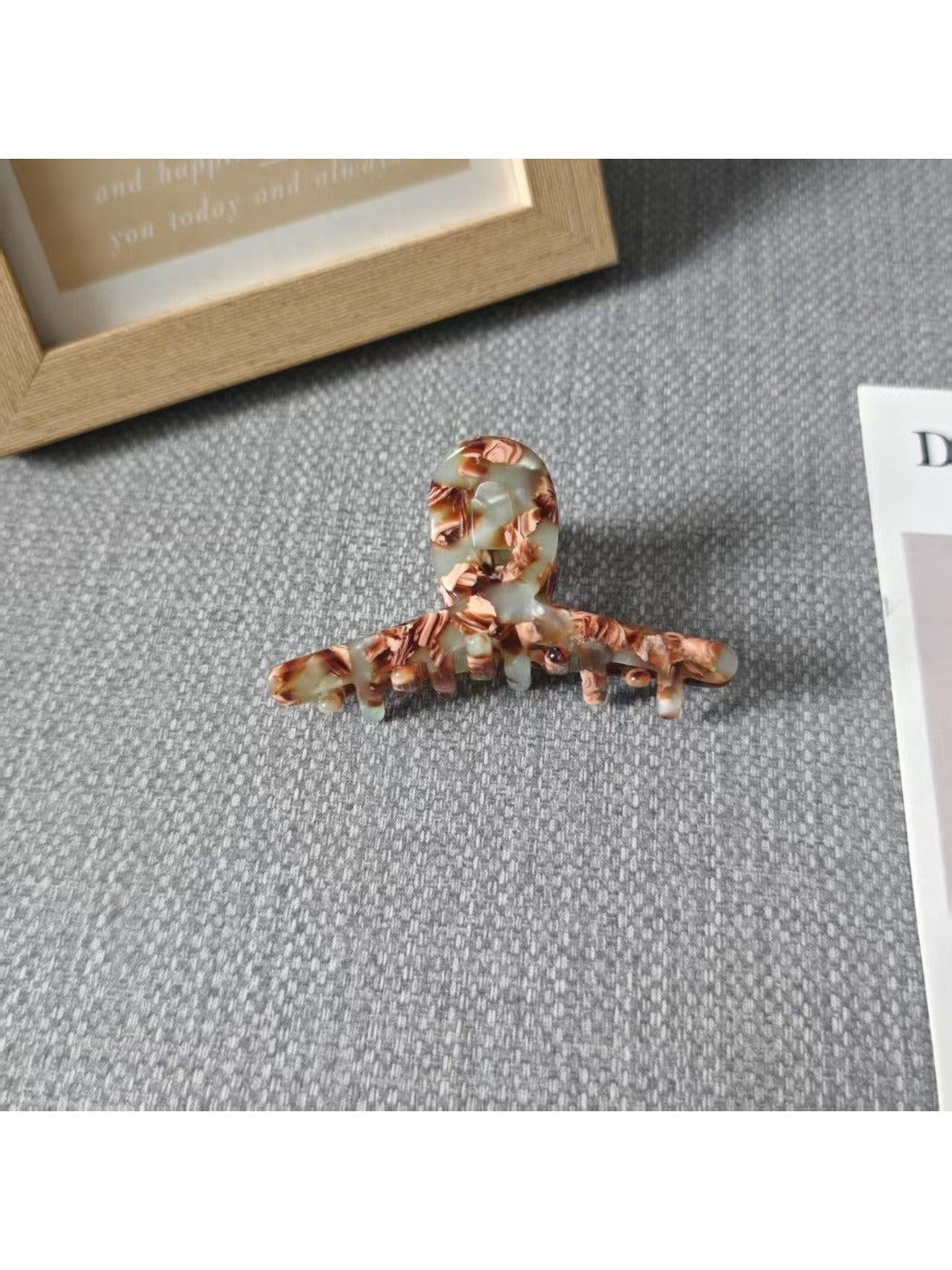 Beau - Colorful Cross-Shaped Hair Clip