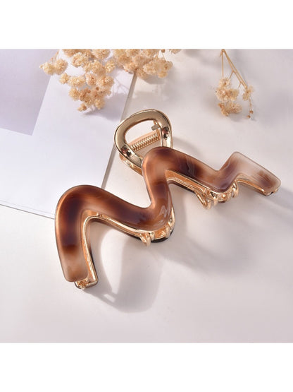 Beau - Elegant Wave Design Claw Clip