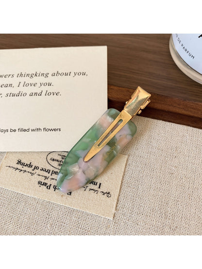 Beau - Elegant Tear Drop Shaped Hair Clip